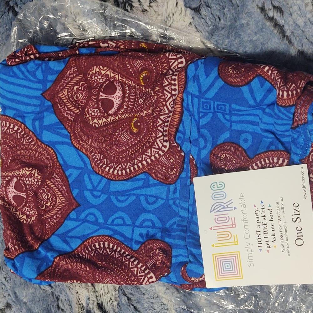 NWT LuLaRoe OS Bear Leggings
